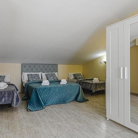 Red Large Family Apartment, Three Floors, 10 Guests Costa Adeje  Exterior foto